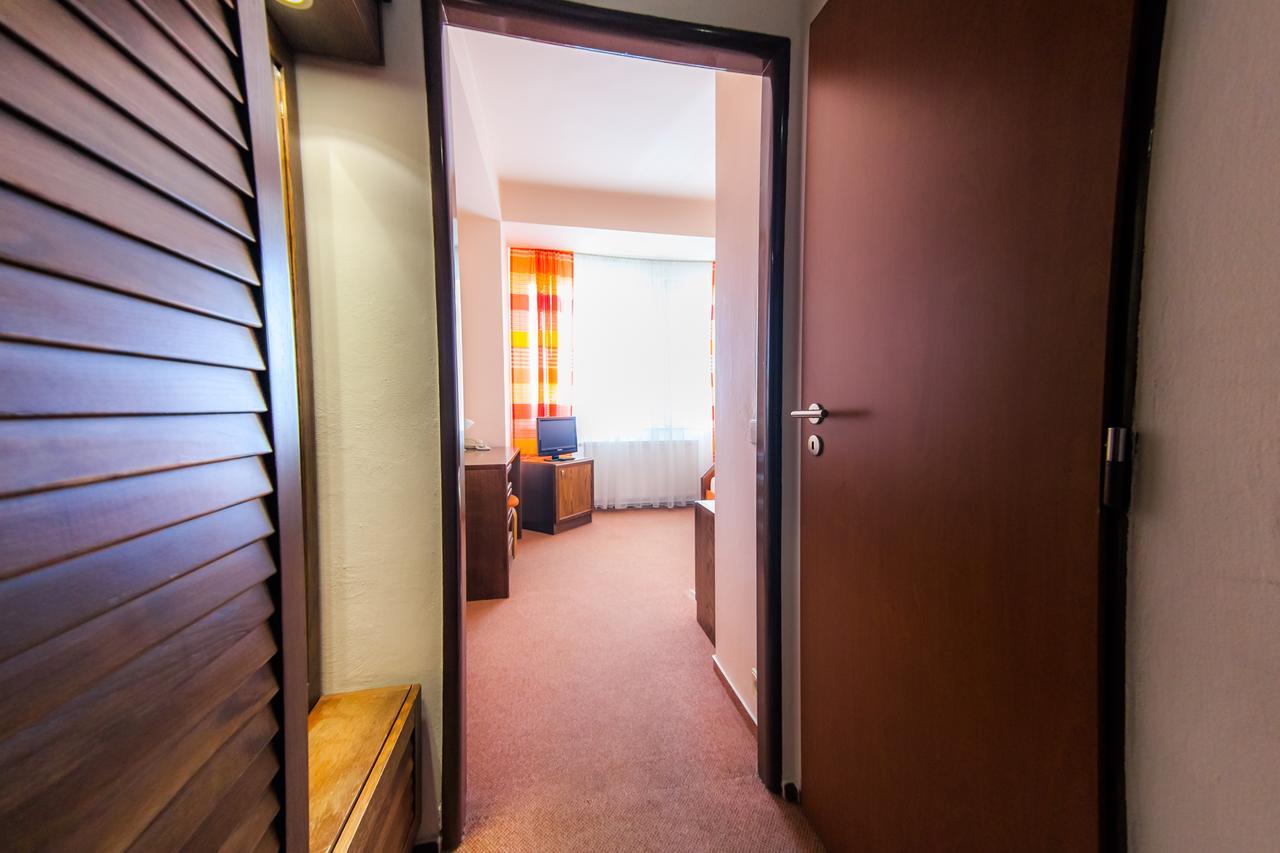 Hotel Vsacan Vsetín Εξωτερικό φωτογραφία